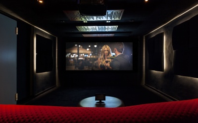 Video Projectors & Screens